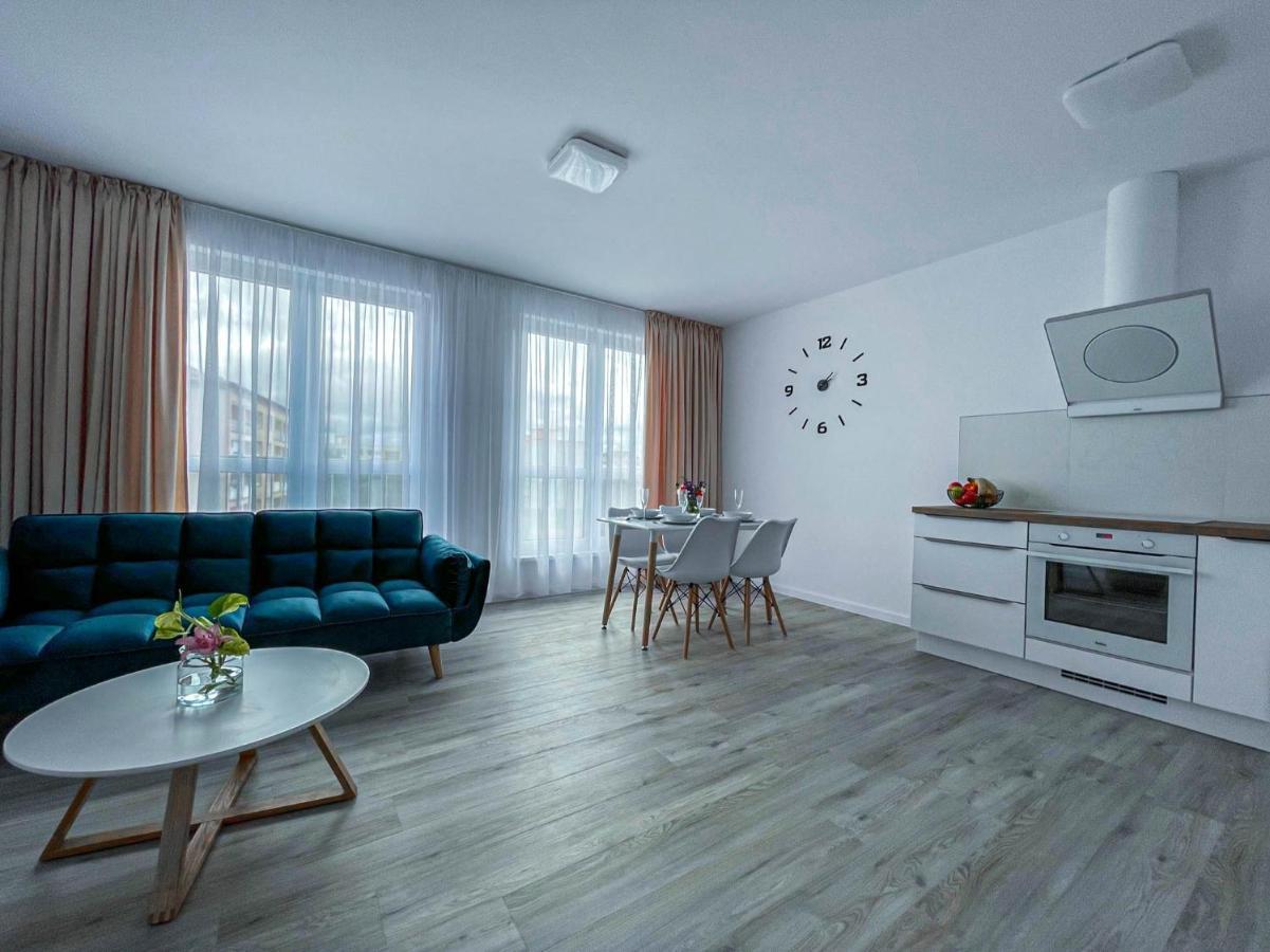 Lawis Apartments 포프라트 외부 사진