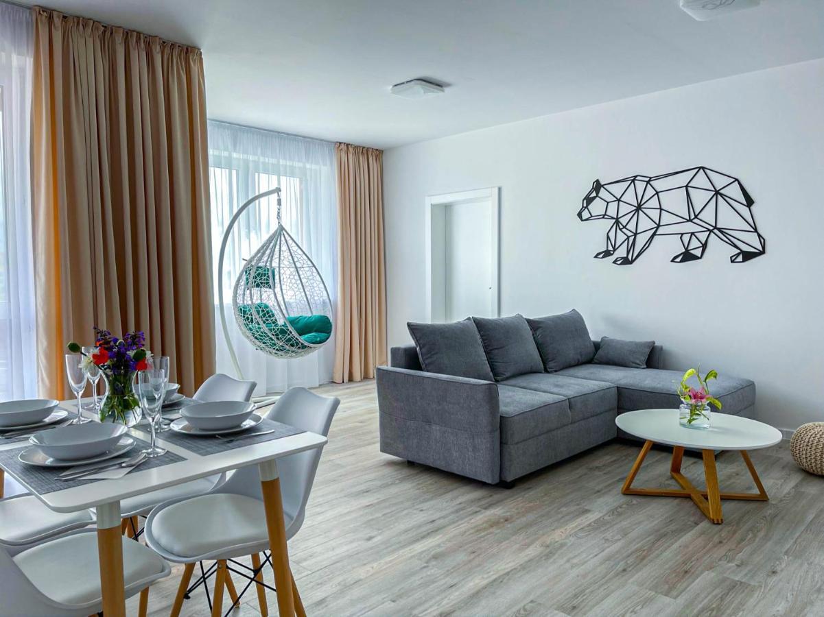 Lawis Apartments 포프라트 외부 사진