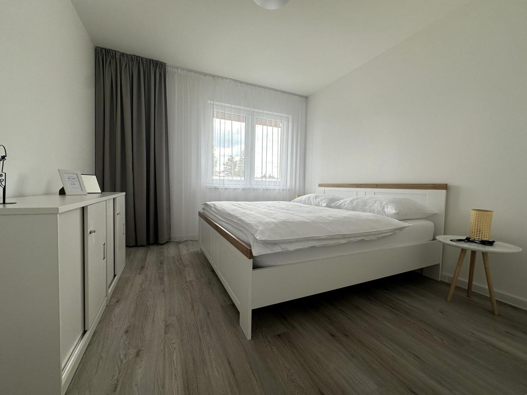 Lawis Apartments 포프라트 외부 사진